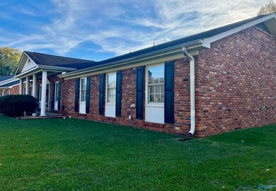 1305 Byron Ave SW, Decatur, AL 35601 - photo 7