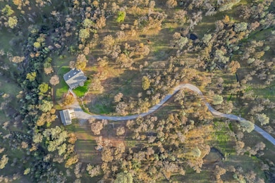 13303 Intermountain Rd, Redding, CA 96003 - photo 6