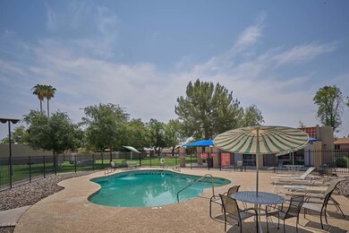University Royal Garden Homes-Pool2