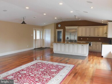 44 Worman Rd, Douglassville, PA 19518 - photo 4
