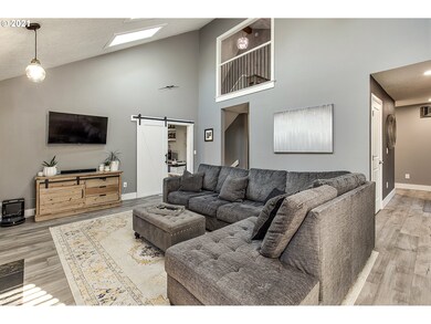 2679 Gloria Dr, West Linn, OR 97068 - photo 7