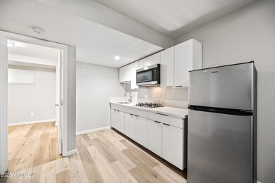 3025 N 32nd St unit 2, Phoenix, AZ 85018 - photo 7