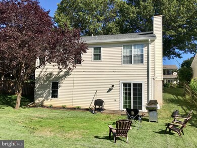 20638 Neerwinder St, Germantown, MD 20874 - photo 2