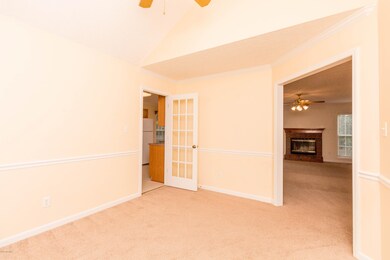 108 Fairfax Ct, Jacksonville, NC 28540 - photo 5