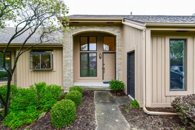 004-Front_Entrance-5731146-large
