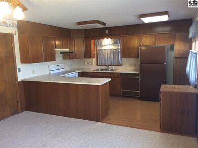 1203 Lyndon Rd, McPherson, KS 67460 - photo 4