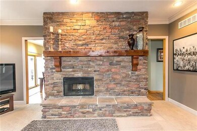 7618 Forest Park Dr, Shawnee, KS 66217 - photo 5