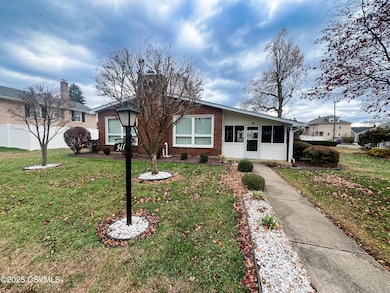 511 N 10th St, Selinsgrove, PA 17870 - photo 2