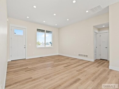 402 Kelton Cir, Shelley, ID 83274 - photo 7