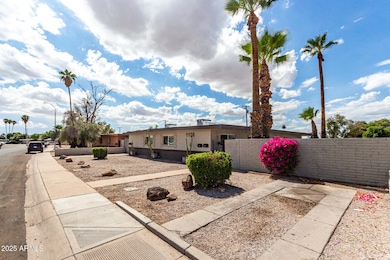 1100 N California St, Chandler, AZ 85225 - photo 2