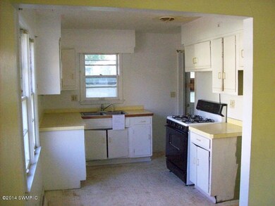 3081 Brookmont