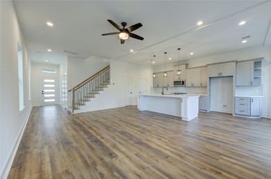 1106 Paul Quinn St unit B, Houston, TX 77091 - photo 5