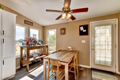 555 W Awesome View Ln, Paulden, AZ 86334 - photo 2