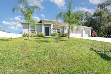 1081 Cherokee Rd SE, Palm Bay, FL 32909 - photo 3