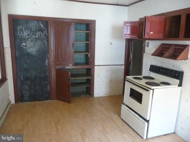 10810 Bower Ave, Williamsport, MD 21795 - photo 4