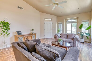 6643 E Amherst Ave, Fresno, CA 93727 - photo 6