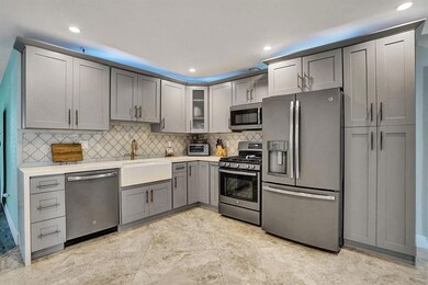 370 SE 5th Ave, Pompano Beach, FL 33060 - photo 7