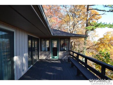 Large deck for entertaining