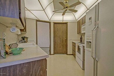 17209 N 107th Ave, Sun City, AZ 85373 - photo 7