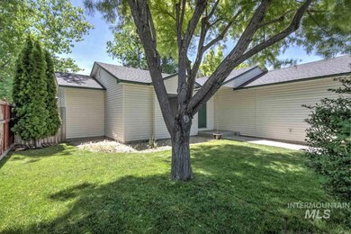 833 W Florida Ave, Nampa, ID 83686 - photo 2