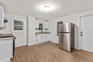 8 Bancroft St, Torrington, CT 06790 - photo 3