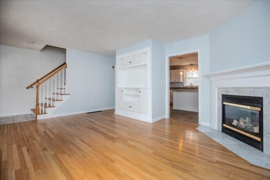 3 W Pine St unit 11, Plaistow, NH 03865 - photo 5