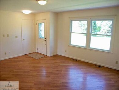 4407 E Clinton Trail, Eaton Rapids, MI 48827 - photo 3