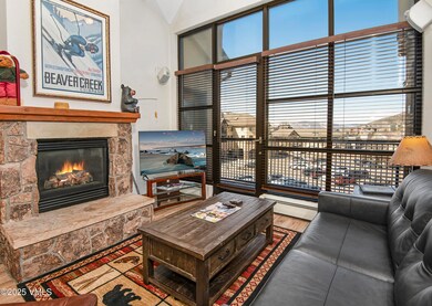 Chapel-Sqr-328-MLS_05