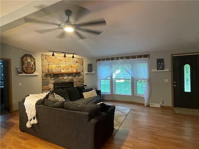 1229 NE Mohican Trail, Greensburg, IN 47240 - photo 6