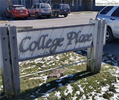 475 Meadowview Dr unit B203, Boone, NC 28607 - photo 2