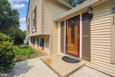 6711 Woodstream Dr, Lanham, MD 20706 - photo 3