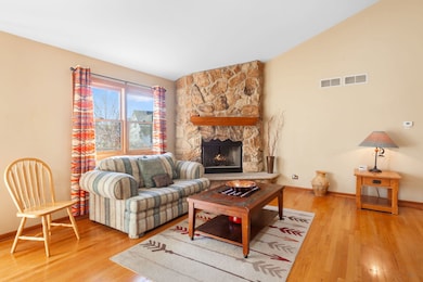 unlisted-address, Elburn, IL 60119 - photo 7