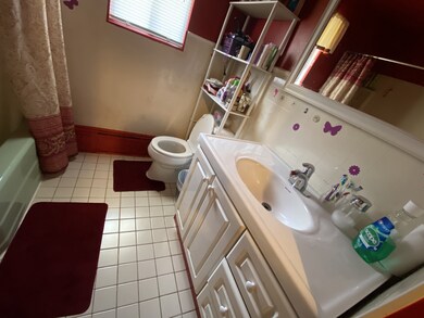 2408 Catalpa St, Waukegan, IL 60085 - photo 7