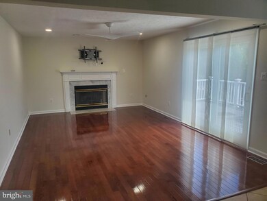 5603 Rockbridge Ct, Columbia, MD 21045 - photo 3