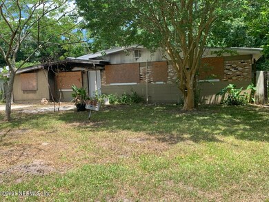 3947 Macgregor Dr, Jacksonville, FL 32210 - photo 3