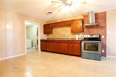 3216 Avenue I, Rosenberg, TX 77471 - photo 6