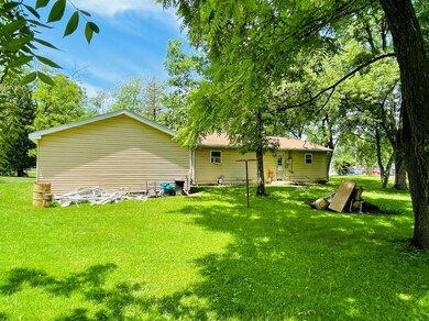 629 N Colfax St, Griffith, IN 46319 - photo 4