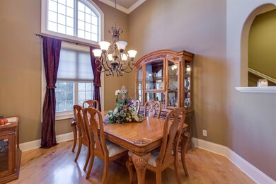 Spacious Dinning Area