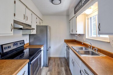 3048 Highcliff Ct, Columbus, OH 43231 - photo 7