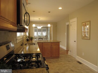 521 Glen Ave, Laurel Springs, NJ 08021 - photo 5