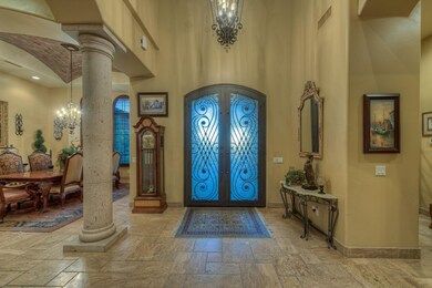 STUNNING ENTRY FOYER