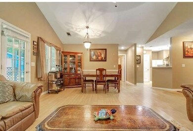 living /dining room