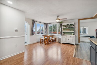 Kitchen & Dining