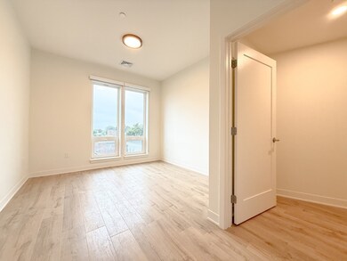 500 Talbot Ave unit 410, Boston, MA 02124 - photo 7