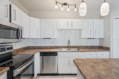 Kitchen, All Appliances Included