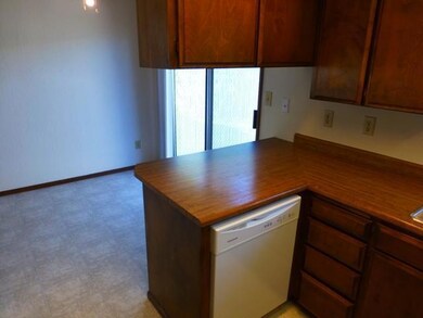 2056 Brookhurst St, Medford, OR 97504 - photo 5