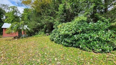 986 Stafford St, Rochdale, MA 01542 - photo 5