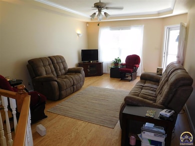 4710 SW 30th St, Topeka, KS 66614 - photo 4