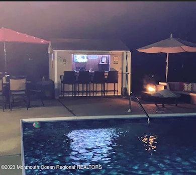 71 Newbury Rd, Howell, NJ 07731 - photo 2