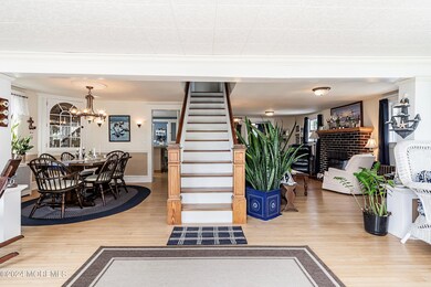 10-Foyer 1A